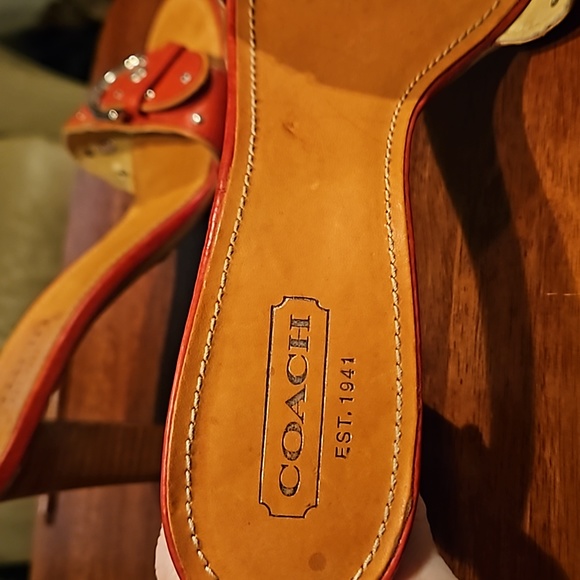 Coach Devon Leather Slide - Picture 6 of 8